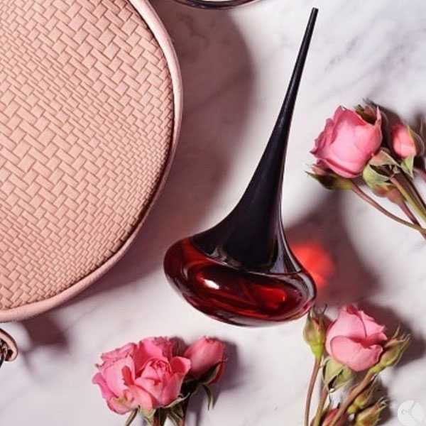 عطر ادوپرفیوم زنانه لاوپوشن اوریفلیم سوئد