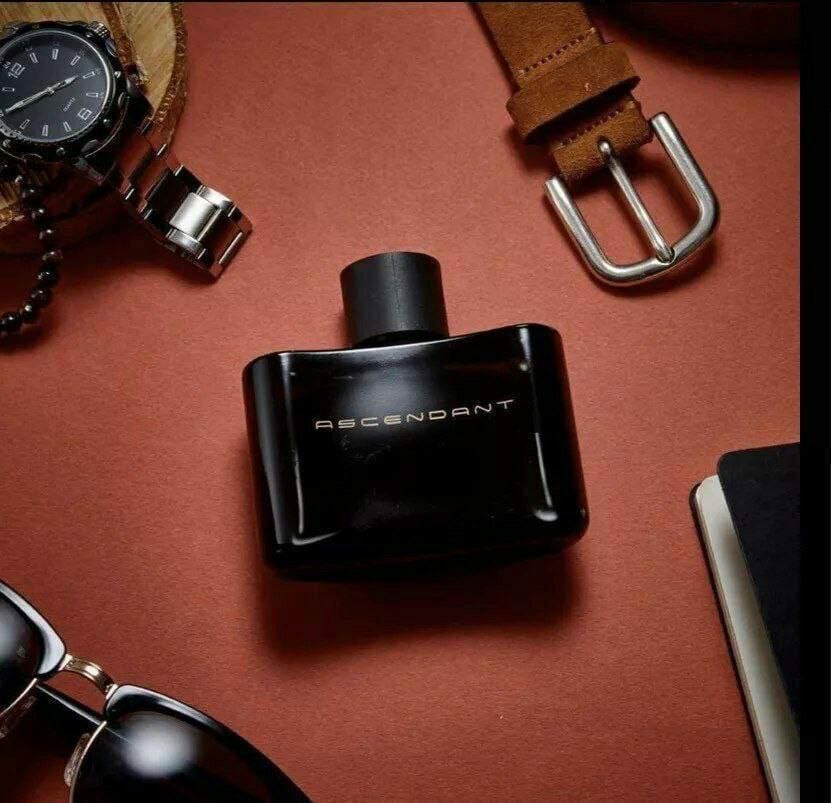 عطر ادوتویلت مردانه اسندنت مشکی اوریفلیم سوئد